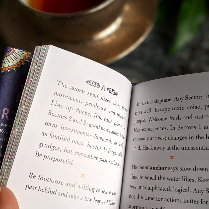 Tea Leaf Reading – Mini Book